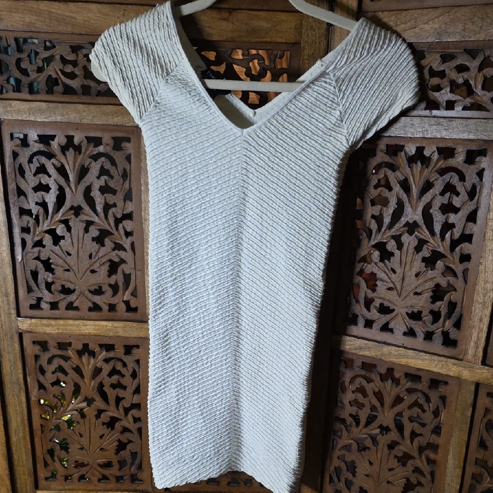 bebe Cream Textured Midi Dress